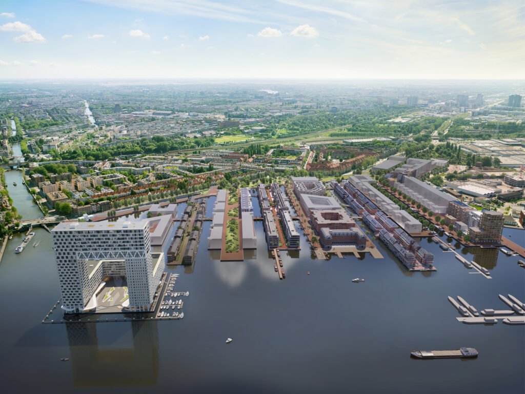 Plan vanaf het IJ gezien met op de achtergrond de Spaarndammerbuurt.